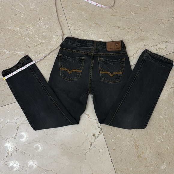 Guess Jeans Brit Rocker Slim Straight Sz:10 Boys Black factory fade wash - Picture 4 of 4